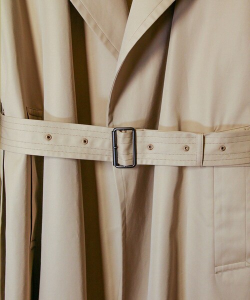 ADAM ET ROPE'（アダムエロペ）の「【blurhms】Gabardine Double Belt Trench Coat（トレンチコート・メンズ・ブラック/ベージュ・2/3）」の15枚目の写真