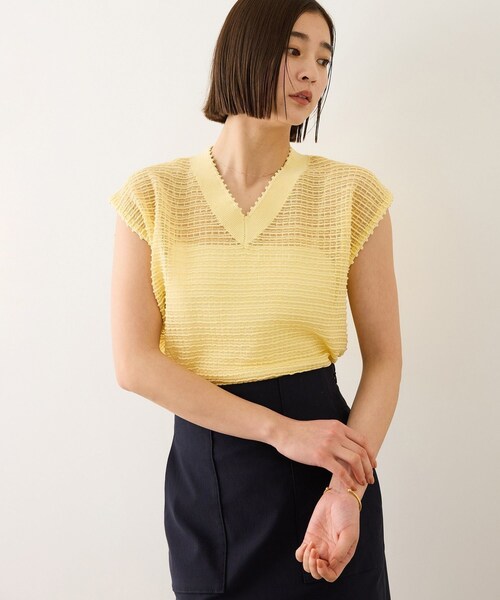 ROPE'（ロペ）の「ピンタックサマーノースリーブニット/イージーケア（ニット/セーター・レディース・ホワイト系/クリーム・F）」の2枚目の写真