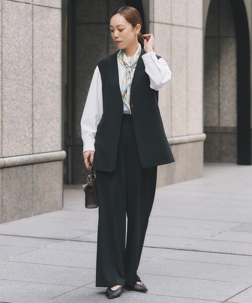 URBAN RESEARCH ROSSO（アーバンリサーチロッソ）の「ストレッチツイルジレ（ベスト・レディース・L.BEIGE/BLACK・Free）」の5枚目の写真