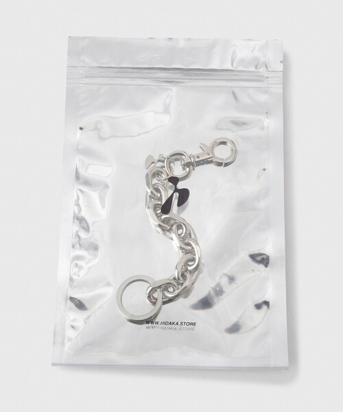 ADAM ET ROPE'（アダムエロペ）の「【HIDAKA/ヒダカ】CUT OVAL BRACELET（キーホルダー・メンズ・シルバー・L/M）」の8枚目の写真