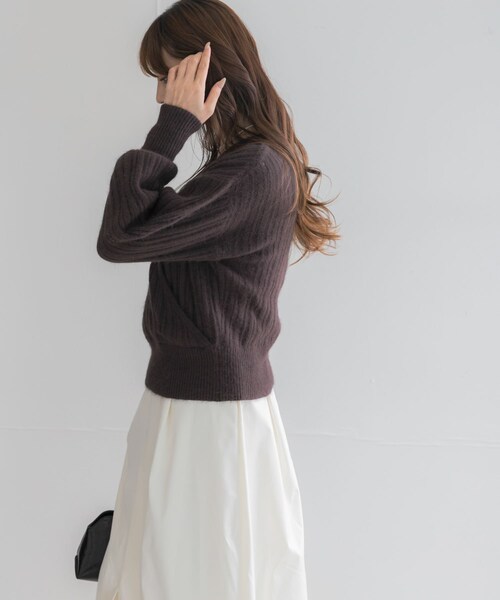 URBAN RESEARCH ROSSO（アーバンリサーチロッソ）の「『一部WEB限定カラー』ランダムリブカシュクールニット（ニット/セーター・レディース・OFF WHITE/COFFEE/BLUE GRAY/RED・Free）」の15枚目の写真