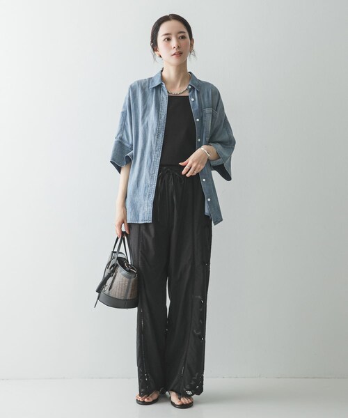 URBAN RESEARCH(アーバンリサーチ)の「スクエアネックタンクトップ(タンクトップ・レディース・WHITE/BLACK/BROWN・Free)」の14枚目の写真
