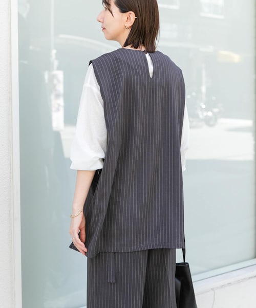ITEMS URBANRESEARCH（アイテムズ アーバンリサーチ）の「ピンストライプベストパンツセット（セットアップ・レディース・CHA/BEG・Free）」の5枚目の写真