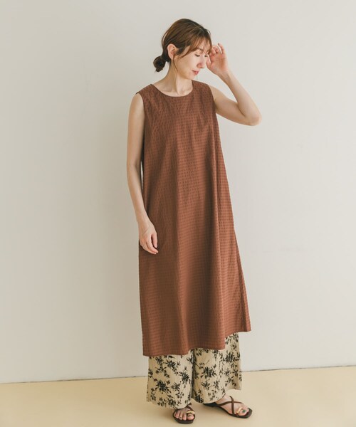 ITEMS URBANRESEARCH（アイテムズ アーバンリサーチ）の「サッカーノースリーブワンピース（ワンピース・レディース・CHK/BLK/BRN・FREE）」の15枚目の写真