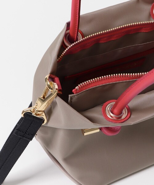 URBAN RESEARCH ROSSO（アーバンリサーチロッソ）の「VIOLAd’ORO　BIANCA XS（ハンドバッグ・レディース・royalblue/blackblack/taupescarl/dbegpurple/taupeblack・-）」の16枚目の写真