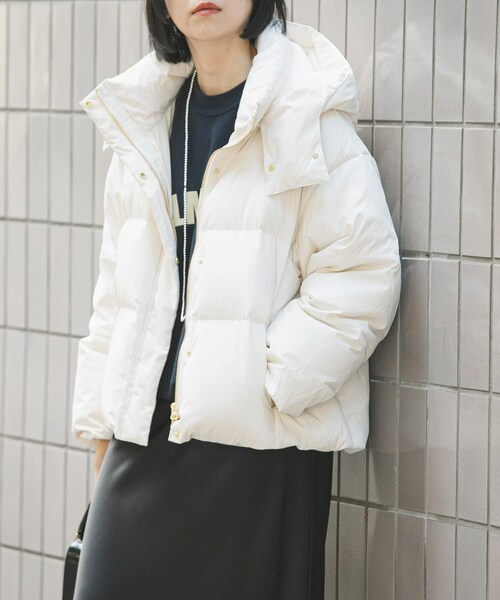 URBAN RESEARCH(アーバンリサーチ)の「2WAYフーデットダウンコート(その他アウター・レディース・OFF WHITE/BEIGE/BLACK・36/38)」の9枚目の写真