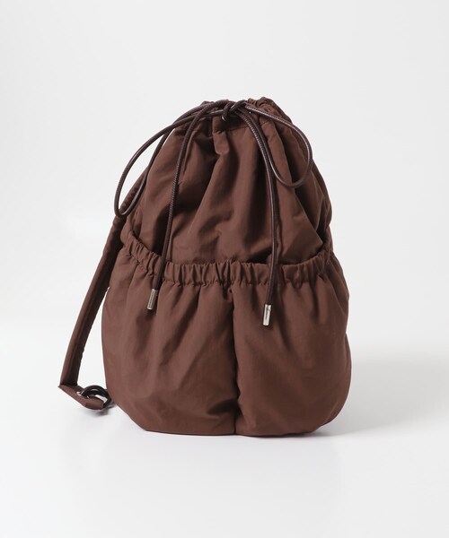 KBF（ケイビーエフ）の「ナイロンパファーボンサック（ショルダーバッグ・レディース・IVORY/BROWN/NAVY・one）」の16枚目の写真