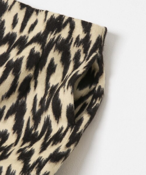 URBAN RESEARCH(アーバンリサーチ)の「RECTO LEOPARD MIDI SKIRT(スカート・レディース・D BROWN・S)」の5枚目の写真