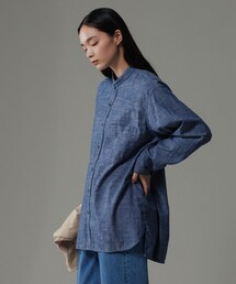 ADAM ET ROPE'（アダムエロペ）の「セルビッチ ダンガリー バンドカラーシャツ（シャツ/ブラウス・メンズ）」