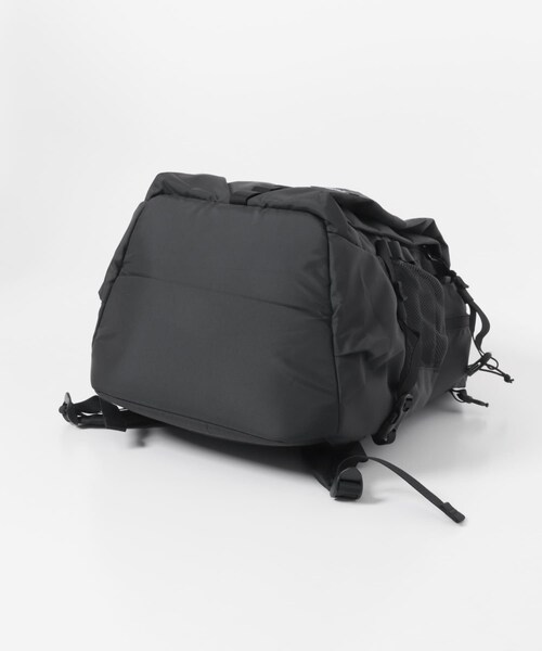 URBAN RESEARCH DOORS(アーバンリサーチドアーズ)の「patagonia REFUGIO DAY PACK 32L(バックパック/リュック・メンズ・BLK/BYFG・One)」の6枚目の写真