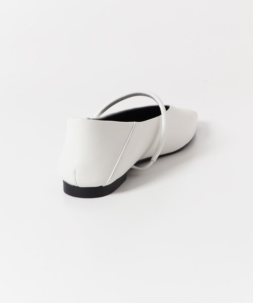 URBAN RESEARCH Sonny Label（アーバンリサーチサニーレーベル）の「REMME　ストラップフラットシューズ（その他シューズ・レディース・WHITE/BLACK・37/38）」の11枚目の写真