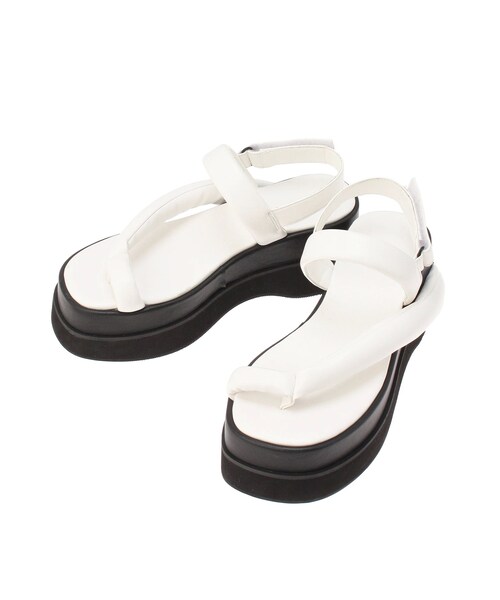 ELENDEEK（エレンディーク）の「THONG SANDAL（サンダル・レディース・オフホワイト/ブラック/ベージュ・37/38）」の2枚目の写真