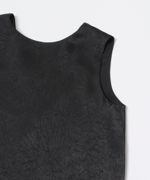 URBAN RESEARCH ROSSO（アーバンリサーチロッソ）の「2WAYネックサテンブラウス（シャツ/ブラウス・レディース・OFF WHITE/BLACK・Free）」の7枚目の写真