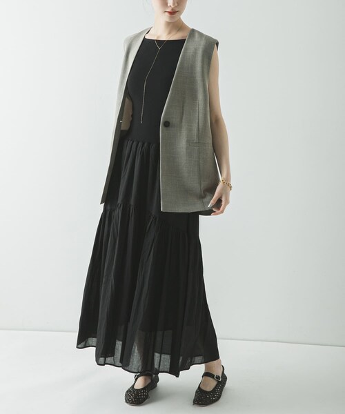 URBAN RESEARCH（アーバンリサーチ）の「シアーメッシュノーカラージレ（ベスト・レディース・BEIGE/DK NAVY・Free）」の8枚目の写真