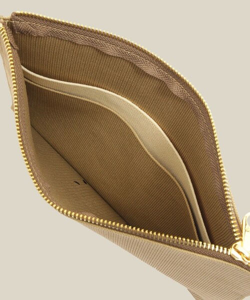 ROPE'（ロペ）の「【E'POR】GADGET TABLET CASE（ポーチ・レディース・ブラック/ベージュ・F）」の8枚目の写真