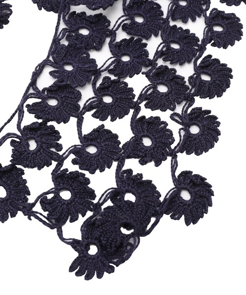ADAM ET ROPE'（アダムエロペ）の「【J'aDoRe・店舗限定】【SERA STUDIO】large flowers belt(4lines)（ベルト・レディース・ベージュ/ネイビー系・F）」の9枚目の写真