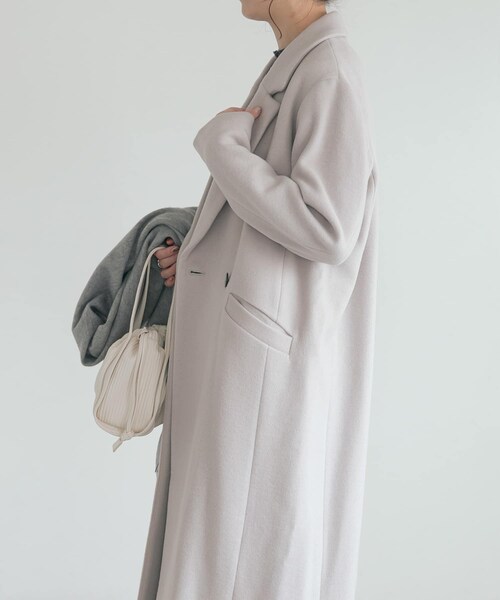 URBAN RESEARCH ROSSO（アーバンリサーチロッソ）の「セミダブルロングチェスターコート（チェスターコート・レディース・CAMEL/L/GRAY/BLUE・36/38）」の9枚目の写真