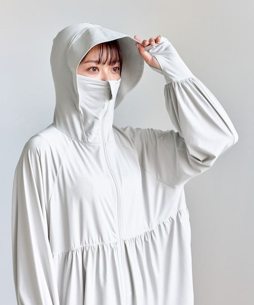 ROPE' PICNIC（ロペピクニック）の「【WEB限定カラー】絶対焼けたくないUVパーカー/UVカット・接触冷感（パーカー・レディース・ライトグレー/キナリ/ブルー系/ブラック/グレー系/ピンク・F）」の12枚目の写真