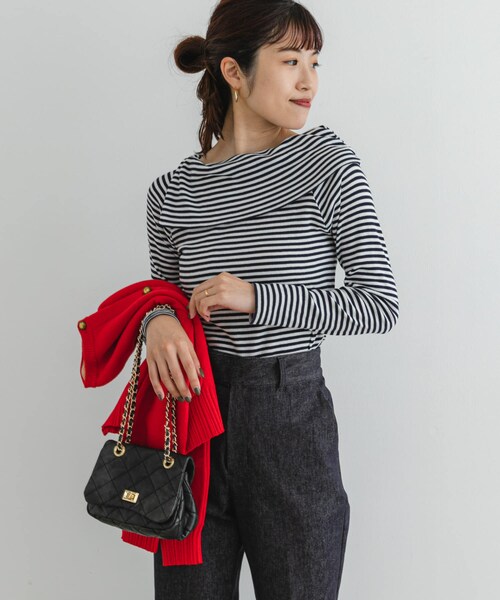 URBAN RESEARCH ROSSO（アーバンリサーチロッソ）の「F by ROSSO　アシメボートネックプルオーバー（Tシャツ/カットソー・レディース・BORDER/OFF WHITE/BLACK・FREE）」の22枚目の写真