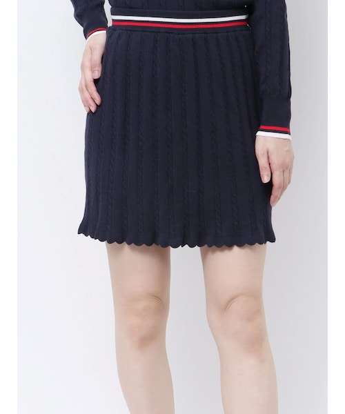 CALNAMUR（カルナムール）の「MINI CABLE LINE KNIT SK/ミニケーブルライクニットミニスカート（スカート・レディース・アイボリー/ライトグレー/ブラック/グレー/ネイビー・F）」の8枚目の写真
