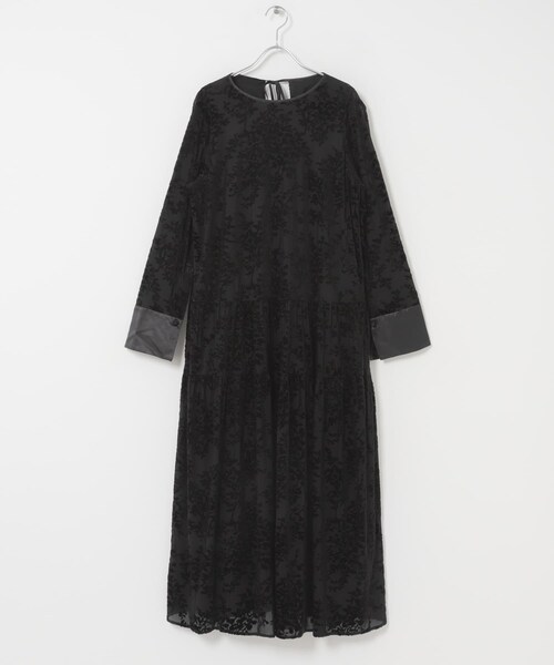 URBAN RESEARCH ROSSO（アーバンリサーチロッソ）の「『WEB/一部店舗限定』フロッキープリントティアードワンピース（ワンピース・レディース・BLACK/BROWN・Free）」の14枚目の写真