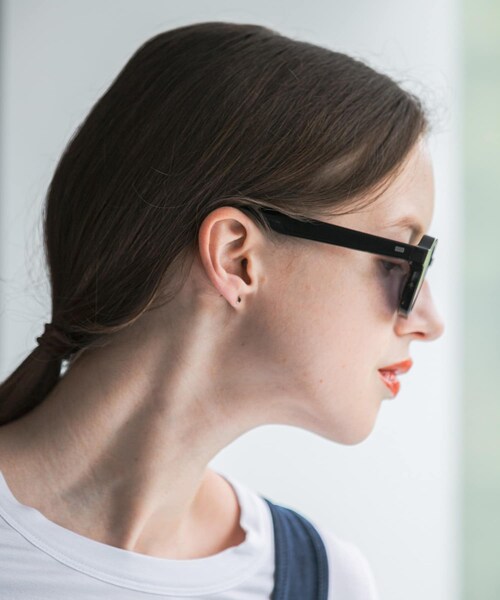 URBAN RESEARCH（アーバンリサーチ）の「JIMMY FAIRLY　EZRA BLK（メガネ・レディース・EZRA BLK・FREE）」の3枚目の写真