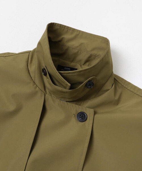 ITEMS URBANRESEARCH(アイテムズ アーバンリサーチ)の「撥水×防風 3Layerショートトレンチ(ステンカラーコート・メンズ・BLACK/DARK BEIGE・M/L)」の8枚目の写真