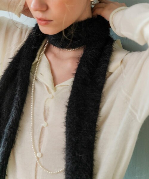 RODE SKO（ロデスコ）の「スリムロングマフラー（マフラー・レディース・BLACK/OFF・one）」の2枚目の写真