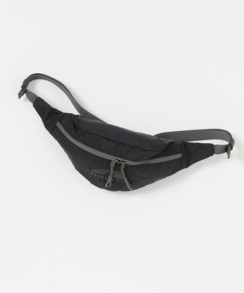 URBAN RESEARCH DOORS（アーバンリサーチドアーズ）の「GOLITE　CLING UG（ボディバッグ/ウエストポーチ・メンズ・AVOCADO/CASTLEROCK/BLACK OUT・one）」の5枚目の写真