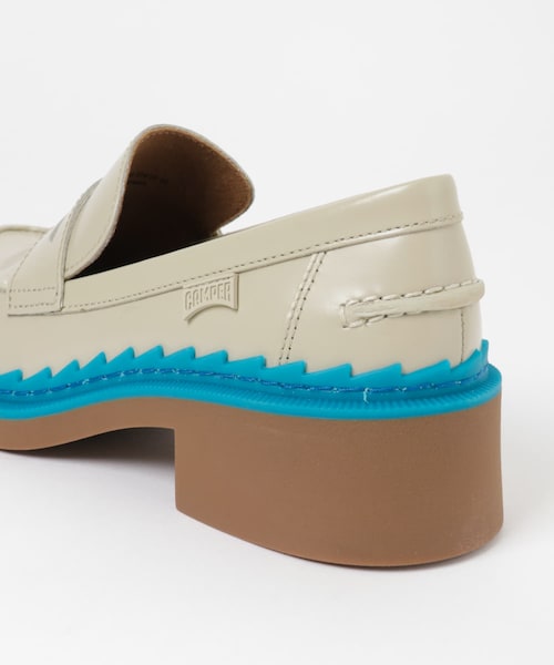 THE GOODLAND MARKET（ザグッドランドマーケット）の「CAMPER　K20132（ローファー・レディース・15.OFF/14.BLACK・37/38/39）」の7枚目の写真