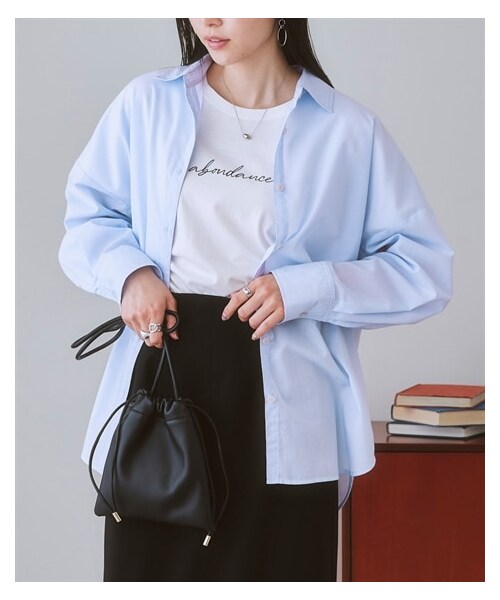 nissen（ニッセン）の「オーバーサイズシャツ（シャツ/ブラウス・レディース・オフホワイト/ネイビー系ストライプ/サックス・S/M/L/LL）」の4枚目の写真