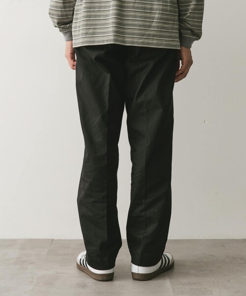 URBAN RESEARCH DOORS(アーバンリサーチドアーズ)の「M-52 チノトラウザー(チノパンツ・メンズ・BEIGE/BLACK・M/L)」の15枚目の写真