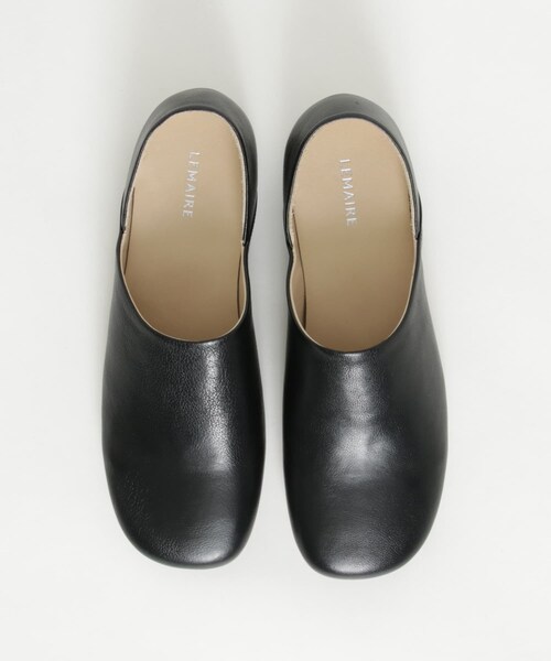 URBAN RESEARCH（アーバンリサーチ）の「LEMAIRE　SLIPPERS（スリッポン・レディース・BLACK・36/37/38）」の4枚目の写真