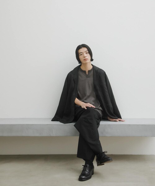 URBAN RESEARCH DOORS(アーバンリサーチドアーズ)の「Ramie High Gauge KnitVest(ベスト・メンズ・BROWN/CHARCOAL・M/L)」の4枚目の写真