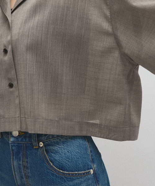 ADAM ET ROPE'(アダムエロペ)の「【接触冷感】ショートシャツジャケット(シャツ/ブラウス・レディース・ブラック/ベージュ・F)」の20枚目の写真