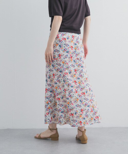 MEYAME　BEAUTIFUL SKIRT (FLOWER)