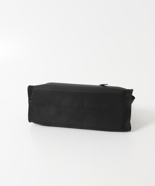 URBAN RESEARCH ROSSO（アーバンリサーチロッソ）の「VIOLAd’ORO　ナイロンドロストトートM（トートバッグ・レディース・BLKBLK/TAUPEBLK・M）」の6枚目の写真