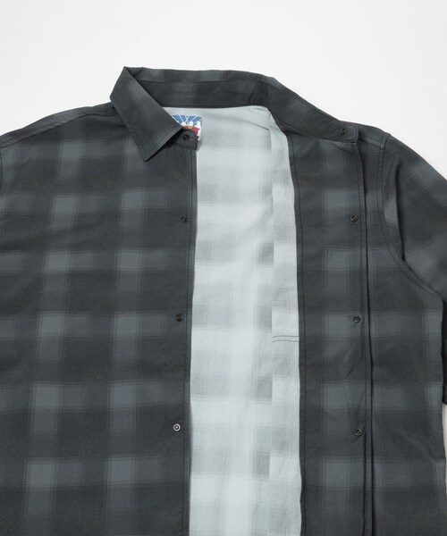 URBAN RESEARCH（アーバンリサーチ）の「CITY COUNTRY CITY　TASLAN NYLON CHECK SHIRT（シャツ/ブラウス・メンズ・BLACK/RED・L/XL）」の5枚目の写真