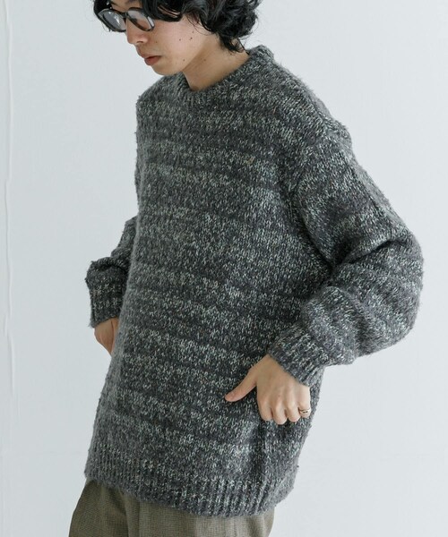URBAN RESEARCH(アーバンリサーチ)の「URBAN RESEARCH iD ブークレメランジニット(ニット/セーター・メンズ・GRAY/BEIGE・M/L)」の1枚目の写真