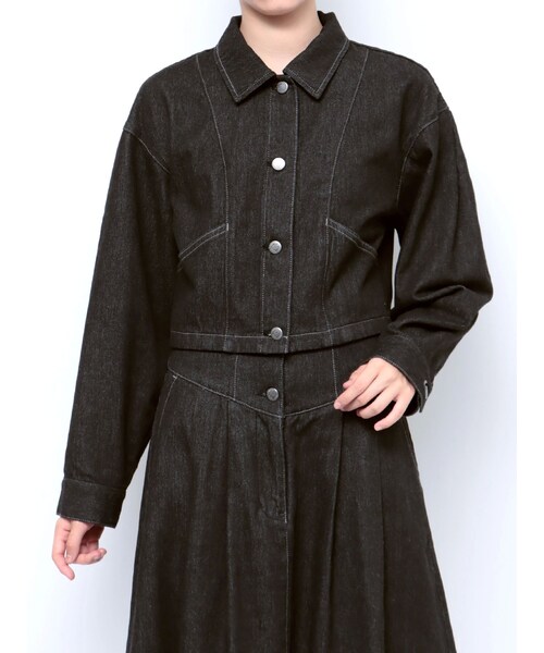 LAGUNAMOON（ラグナムーン）の「【CIMARRON】スリーブタックショートジャケット（デニムジャケット・レディース・ブラック/インディゴ・F）」の2枚目の写真