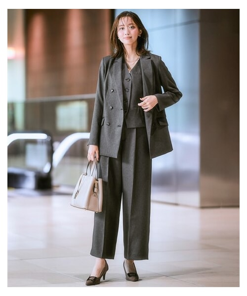 nissen（ニッセン）の「【レディーススーツ】3つ揃えスーツ（ダブルブレストテーラードジャケット＋ベスト＋ワイドストレートパンツ）＜大きいサイズ有＞（フォーマルスーツ/小物・レディース・モカグレー/ネイビー・S/M/L/LL/3L）」の21枚目の写真