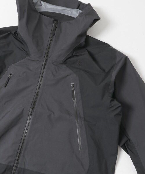 URBAN RESEARCH(アーバンリサーチ)の「GOLDWIN GORE-TEX 3L JACKET(マウンテンパーカー・メンズ・EB・2/3/4)」の4枚目の写真