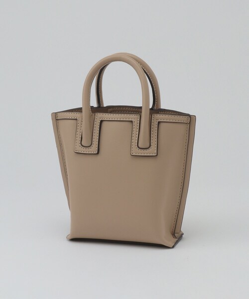 ROPE'（ロペ）の「【E'POR】Ree Mini（リー）【WEB限定/一部店舗限定】【メディア掲載】（ショルダーバッグ・レディース・チャコール/ライトグレー/ホワイト系/ベージュ/ライトグリーン/ブルー系/ラベンダー/パープル系/オフホワイト/ベージュ系/ピンク系・F）」の4枚目の写真