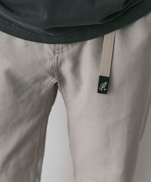 URBAN RESEARCH DOORS(アーバンリサーチドアーズ)の「『別注』Gramicci for DOORS Linen Blend Pants(その他パンツ・メンズ・NATURAL/OLD BLUE/CHARCOAL/BLACK・S/M/L)」の6枚目の写真