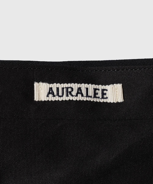 ADAM ET ROPE'(アダムエロペ)の「【AURALEE/オーラリー】LIGHT WOOL MAX GABARDINE SLACKS(スラックス・メンズ・ブラック/ダークブラウン・3/4/5)」の14枚目の写真