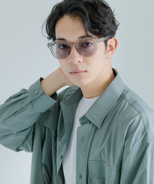 SENSE OF PLACE by URBAN RESEARCH(センスオブプレイスバイアーバンリサーチ)の「『ユニセックス』ボストンサングラス(メガネ・メンズ・BLACK/GRAY/YELLOW/CLEAR・one)」の17枚目の写真