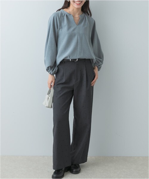 URBAN RESEARCH ROSSO（アーバンリサーチロッソ）の「F by ROSSO　イージーケアバルーンスリーブブラウス（シャツ/ブラウス・レディース・SAND BEIGE/GRAY/NAVY・FREE）」の11枚目の写真