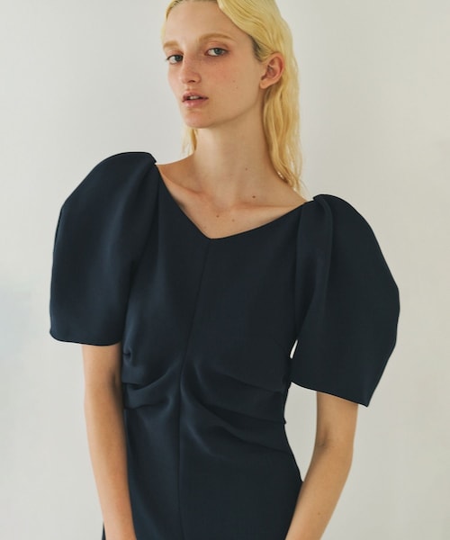 ROPE'（ロペ）の「【一部店舗限定】【REALM（レルム）】WAIST TUCK DRESS｜ドレス（ドレス・レディース・ブラック/ネイビー・36/38）」の20枚目の写真