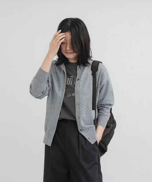 EKAL（エカル）の「ウールハイゲージニットカーディガン（カーディガン/ボレロ・レディース・ベージュ/モクグレー/ブラック・one）」の18枚目の写真