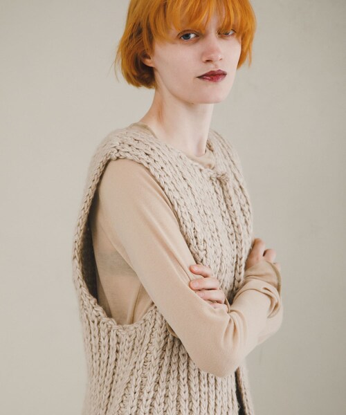 LAATO（ラート）の「hand knit vest（ベスト・レディース・クリーム/インク・FREE）」の9枚目の写真